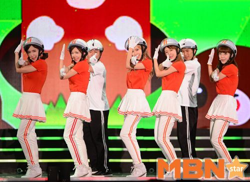 CrayonPopKoreaFestival2013-04_zps9541d88