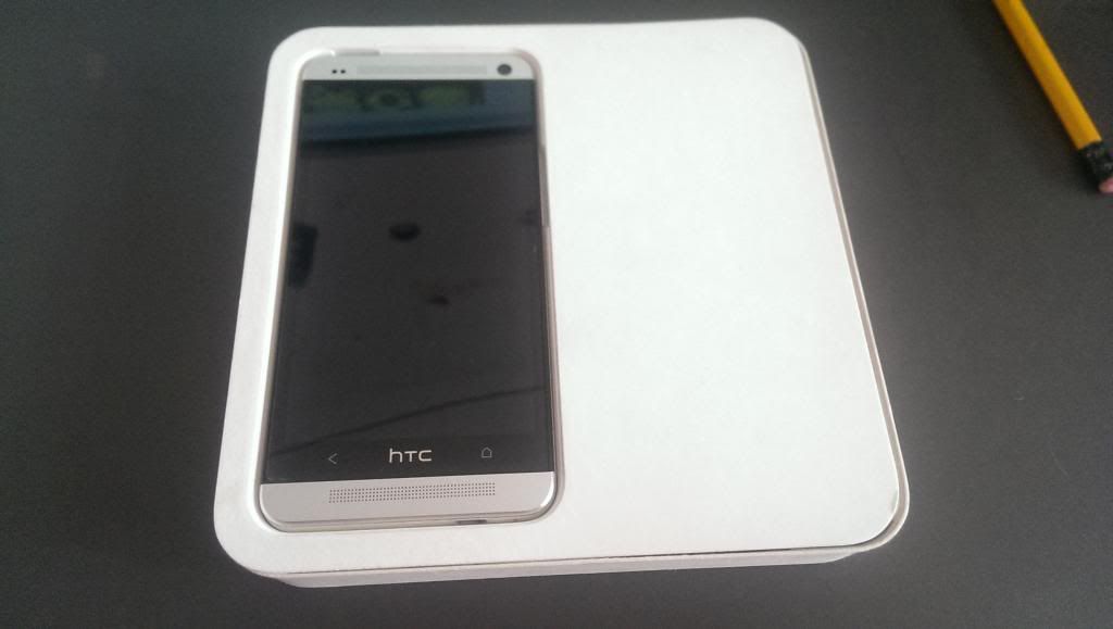 Bán htc one màu bạc 32gb mới 98%